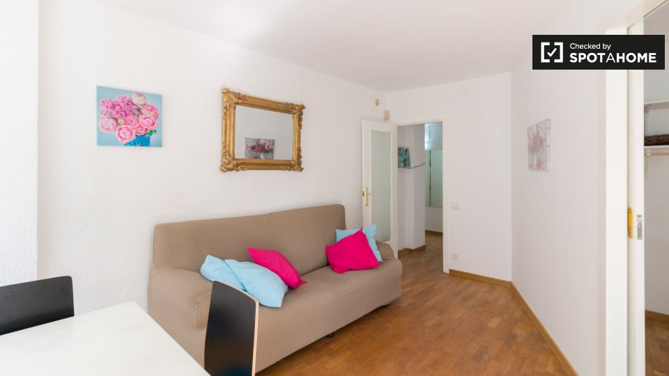 Apartment Barcelona, 4 beds — photo 1