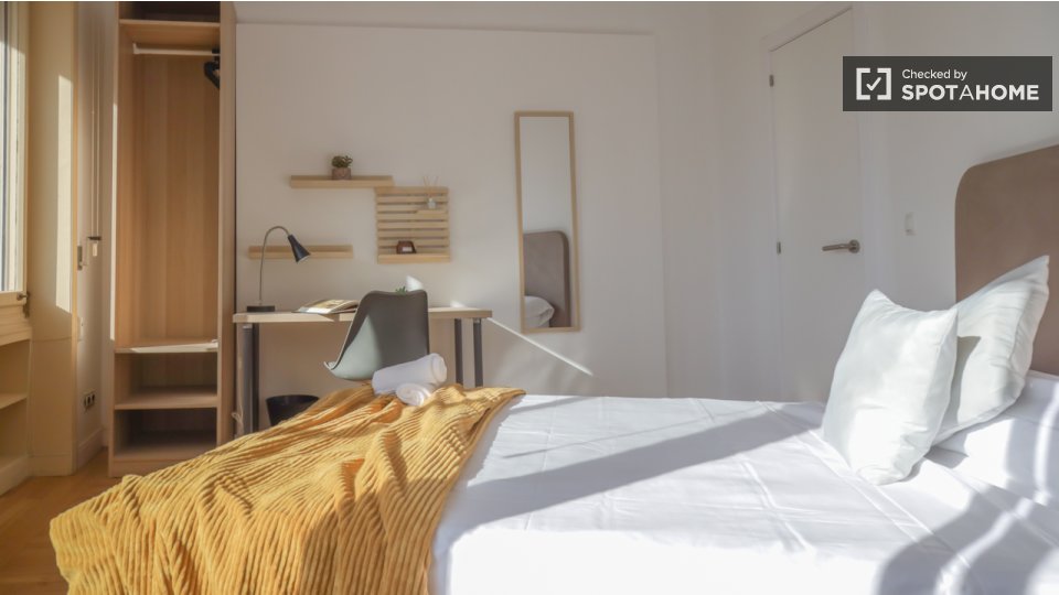 Double room Madrid, 18 beds — photo 3
