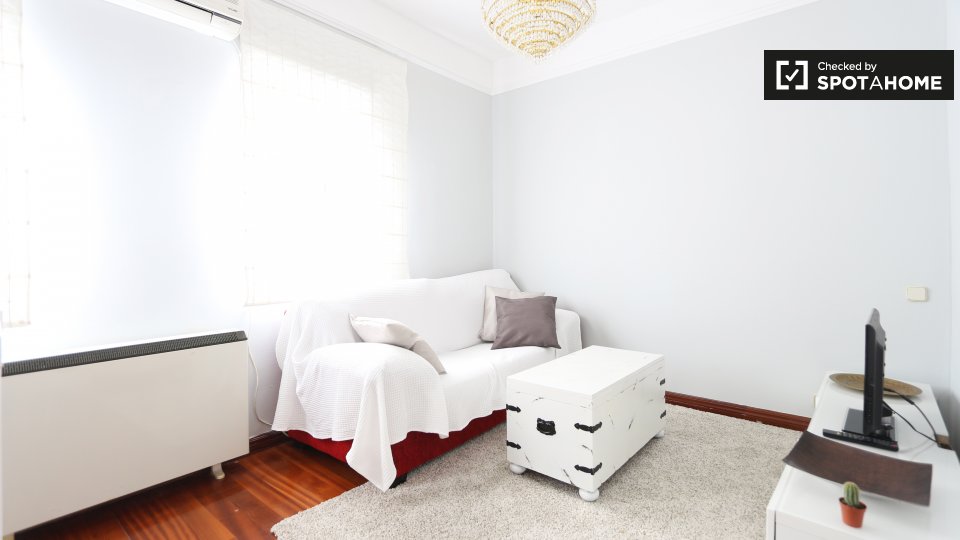 Apartment Madrid, 2 beds, 71m² — photo 3