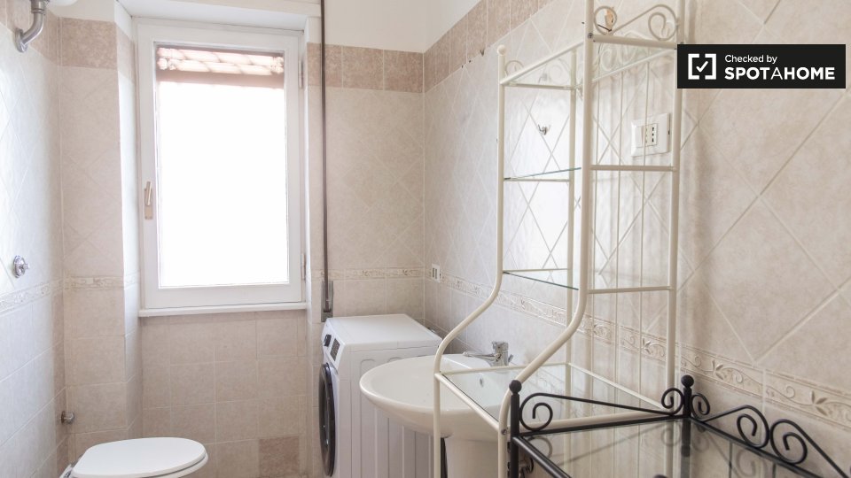 Double room Rome, 5 beds — photo 14