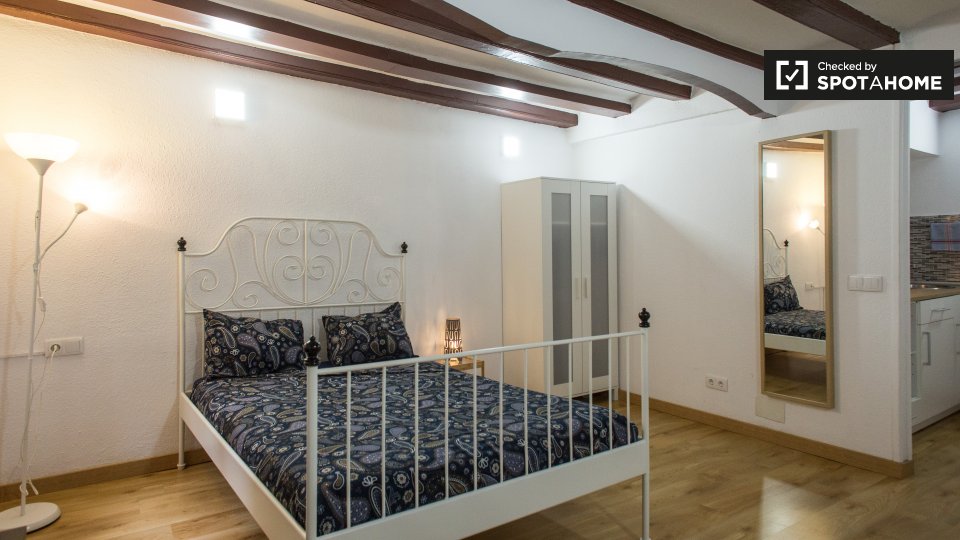 Apartment mono Barcelona, 36m² — photo 4