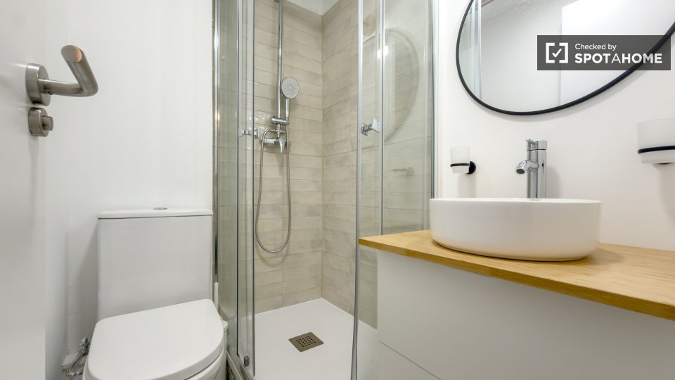 Double room Barcelona, 4 beds — photo 8