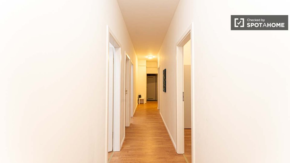 Double room Berlin, 12 beds, 170m² — photo 38