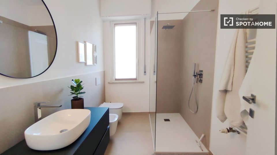 Apartment Milan, 2 beds, 90m² — photo 3
