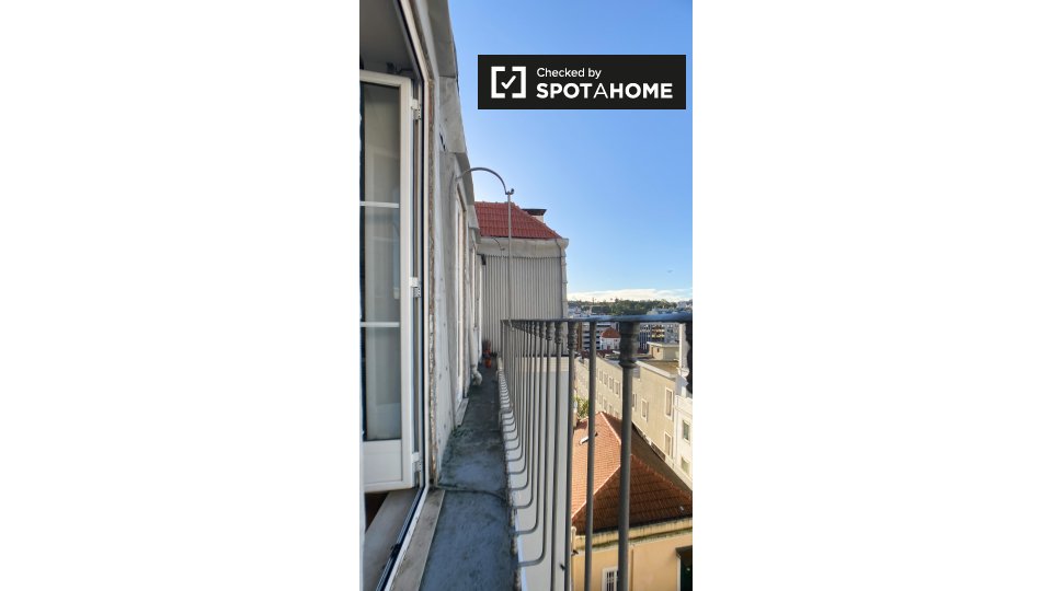 Apartment mono Lisbon, 40m² — photo 4