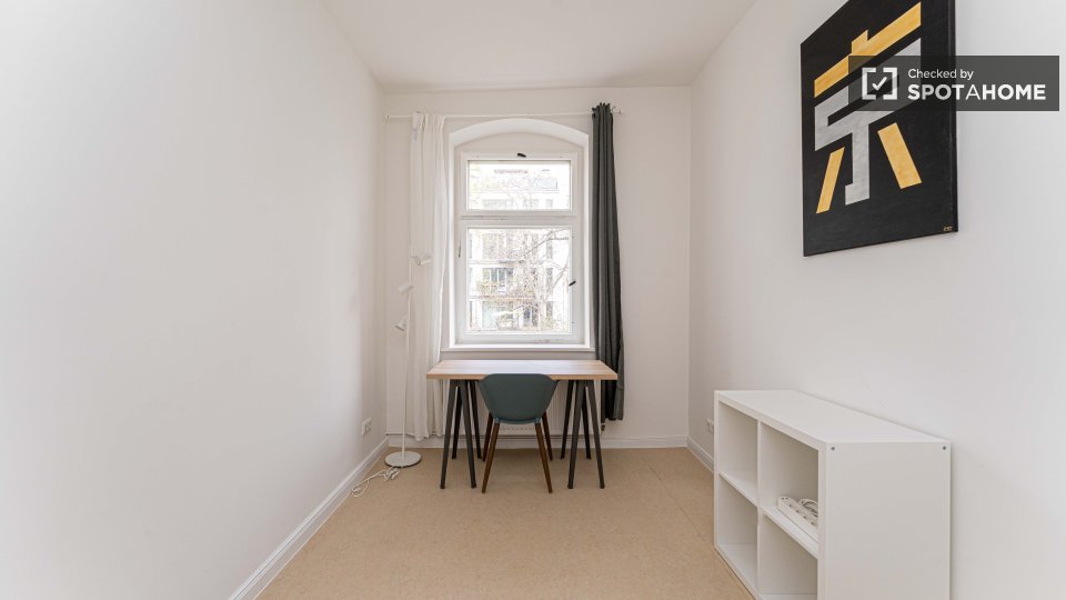 Double room Berlin, 3 beds — photo 1
