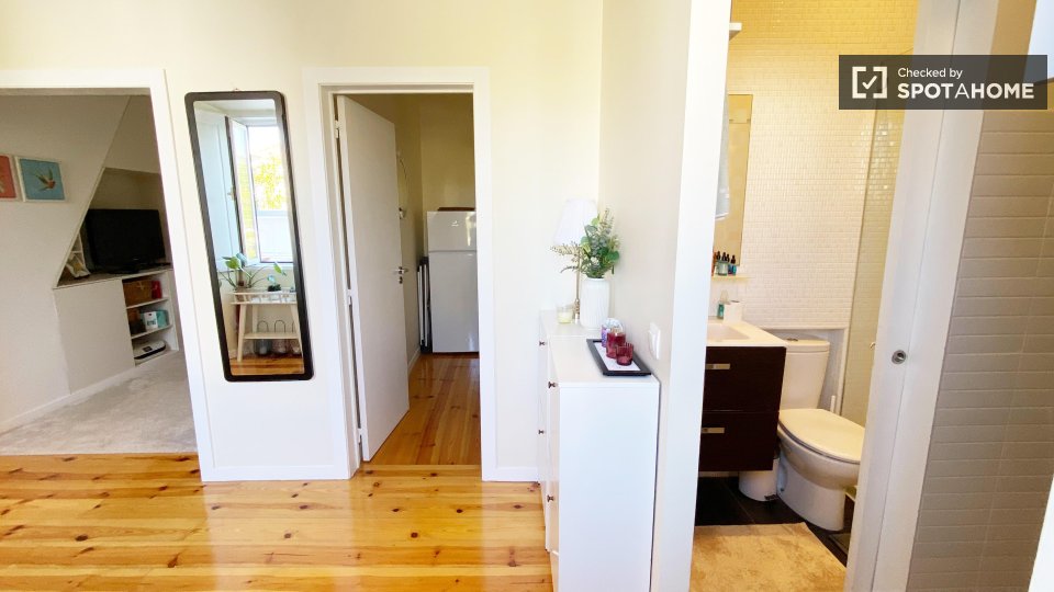Apartment Lisbon, 1 bed — photo 46