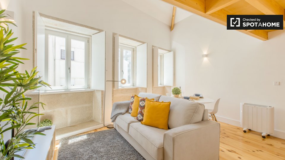 Apartment Porto, 1 bed, 40m² — photo 1