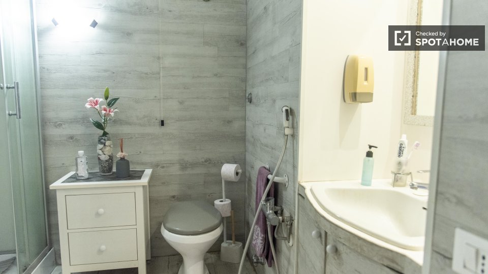 Double room Rome, 10 beds — photo 13
