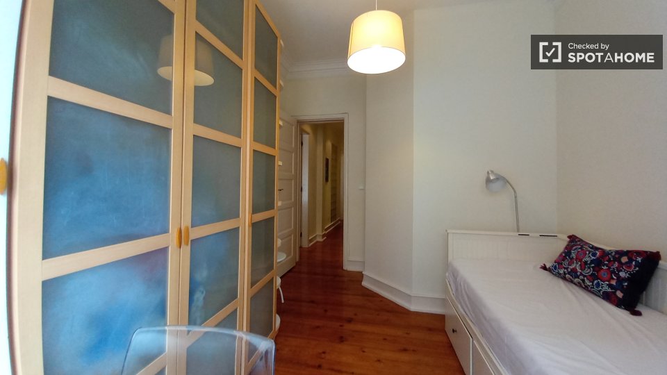 Apartment Lisbon, 3 beds, 120m² — photo 6