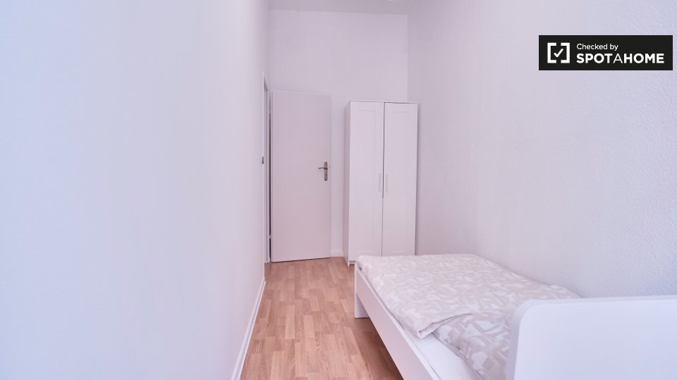 Double room Berlin, 4 beds, 65m² — photo 19