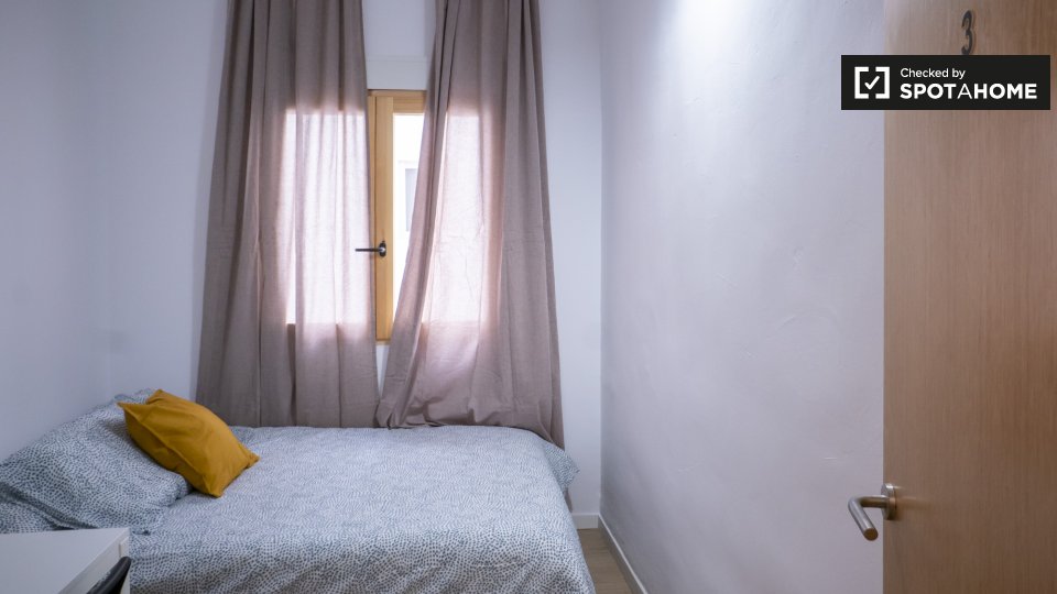 Double room Valencia, 6 beds — photo 3