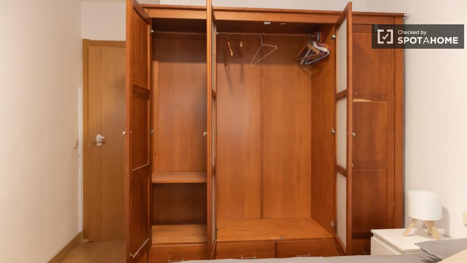 Double room Madrid, 4 beds, 61m² — photo 7