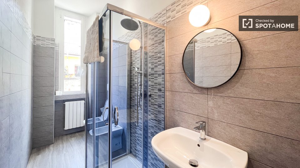 Double room Milan, 3 beds, 70m² — photo 60
