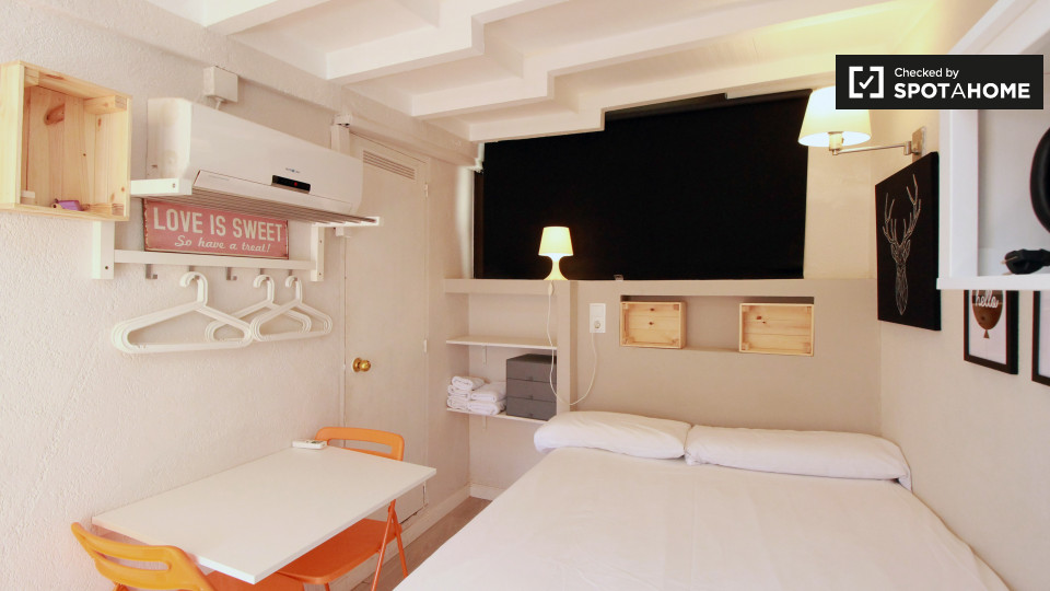Apartment mono Barcelona, 20m² — photo 3