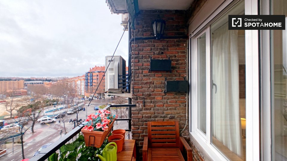 Double room Madrid, 4 beds, 90m² — photo 7