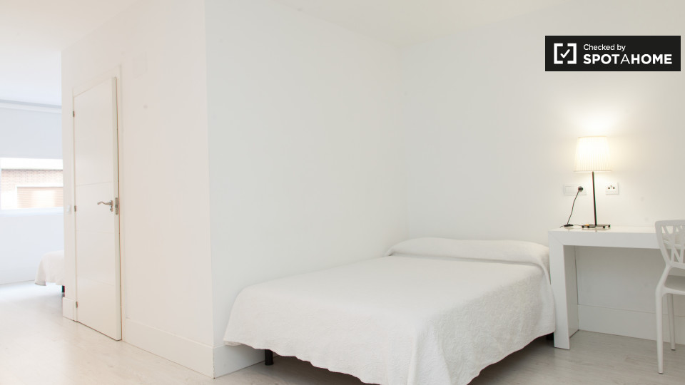 Apartment Madrid, 12 beds — photo 16