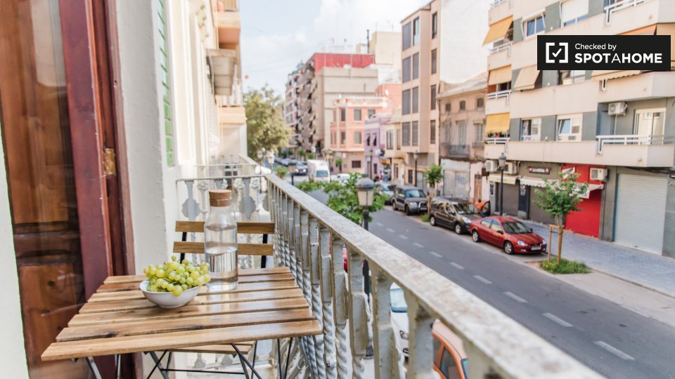 Apartment Valencia, 2 beds, 80m² — photo 14