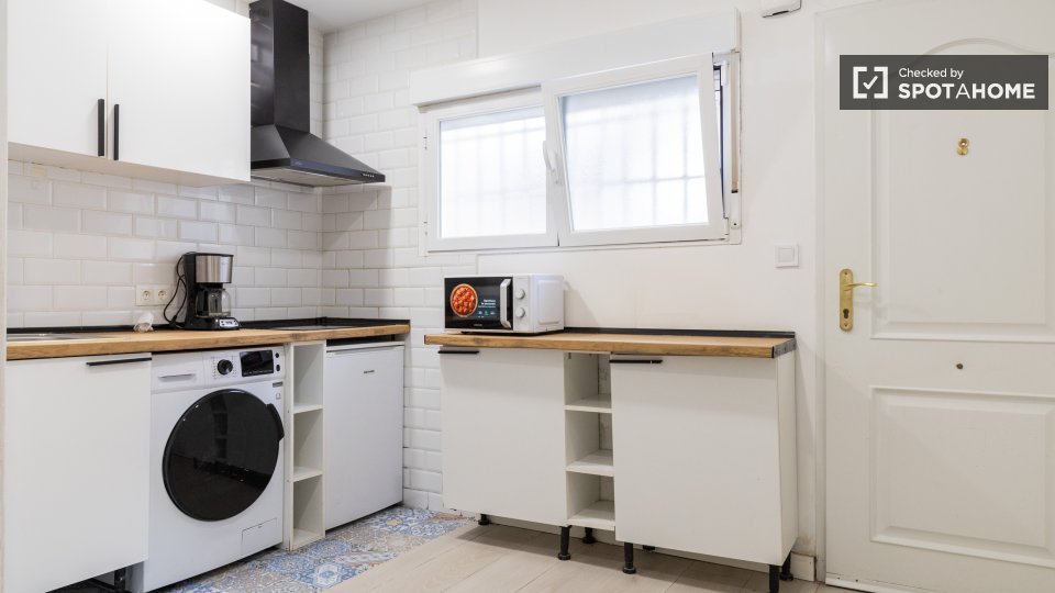Apartment Madrid, 1 bed, 58m² — photo 24
