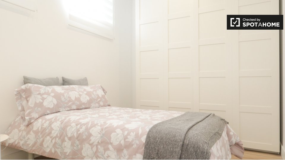 Apartment Madrid, 2 beds, 79m² — photo 17