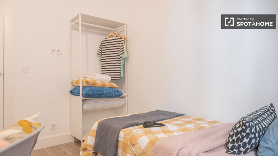 Double room Madrid, 10 beds — photo 17