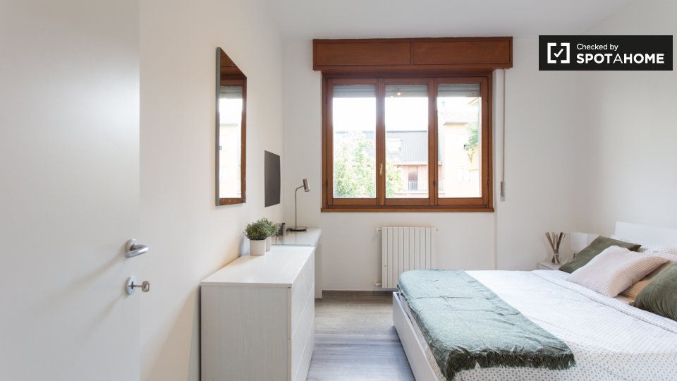 Double room Milan, 3 beds, 120m² — photo 1