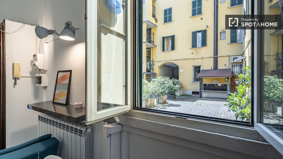 Apartment mono Milan — photo 1