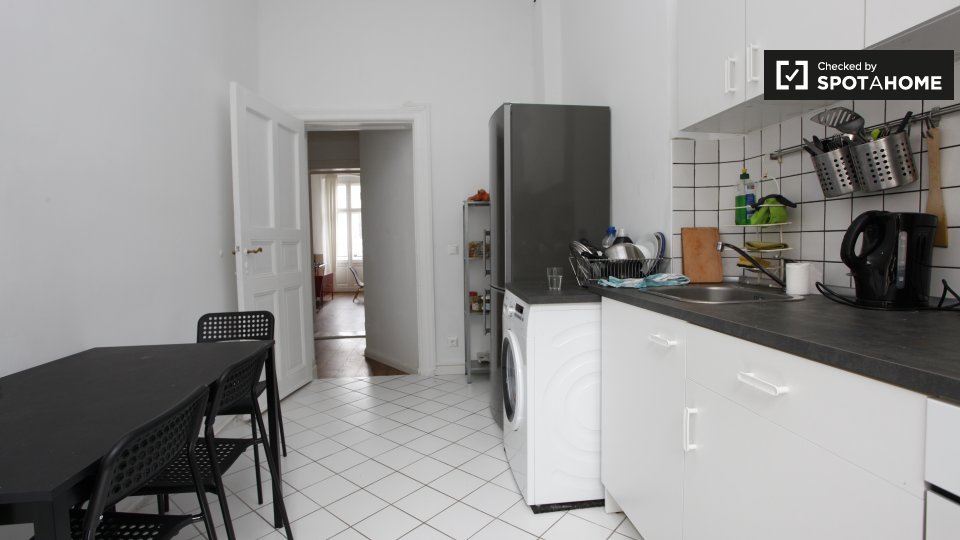 Apartment Berlin, 4 beds, 104m² — photo 17