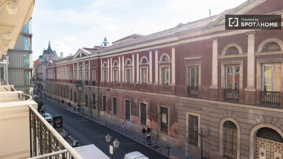 Apartment Madrid, 3 beds, 116m² — photo 34
