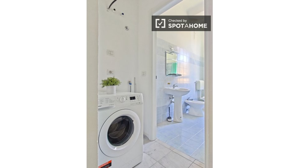 Apartment Milan, 1 bed — photo 2