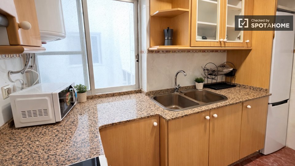 Double room Valencia, 4 beds — photo 15