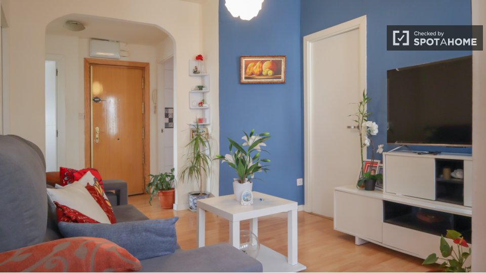 Double room Madrid, 3 beds — photo 5