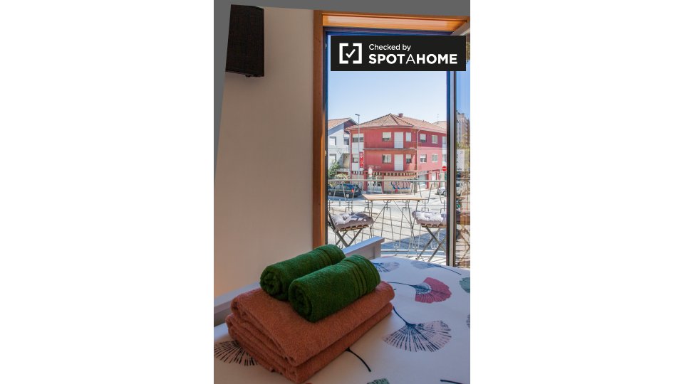 Double room Porto, 5 beds, 300m² — photo 3