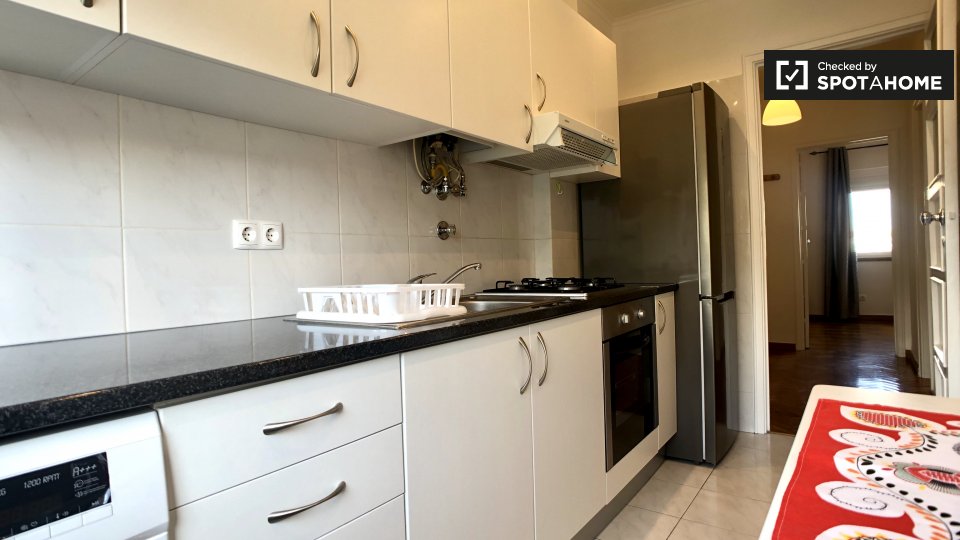Apartment Lisbon, 1 bed, 60m² — photo 12