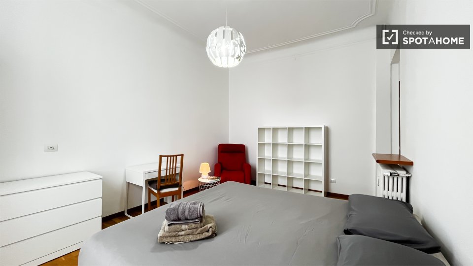 Double room Milan, 2 beds — photo 13