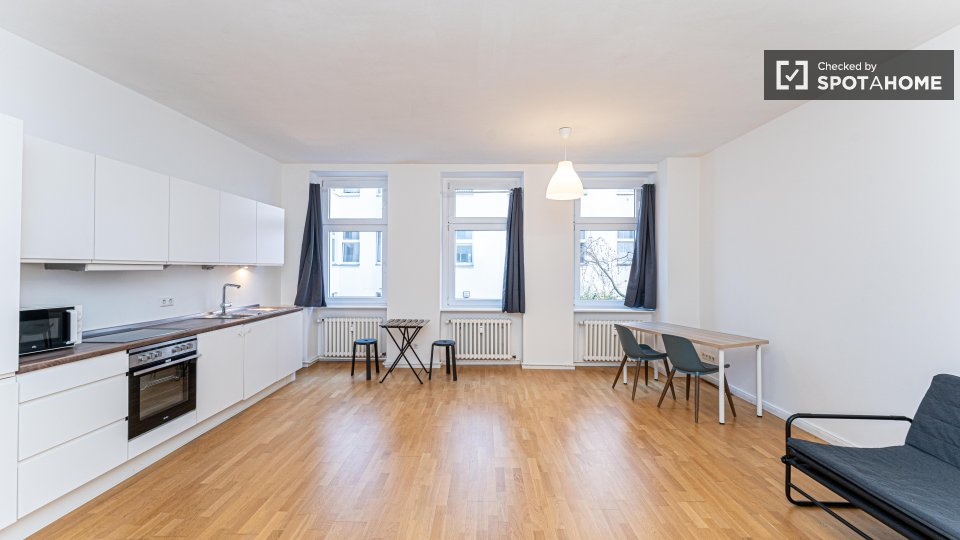 Apartment Berlin, 1 bed, 72m² — photo 16