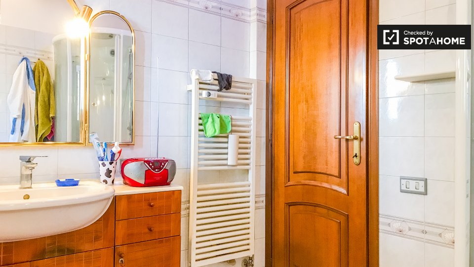 Double room Rome, 2 beds, 85m² — photo 13