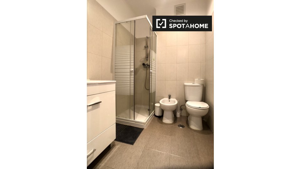 Apartment Lisbon, 1 bed, 60m² — photo 2