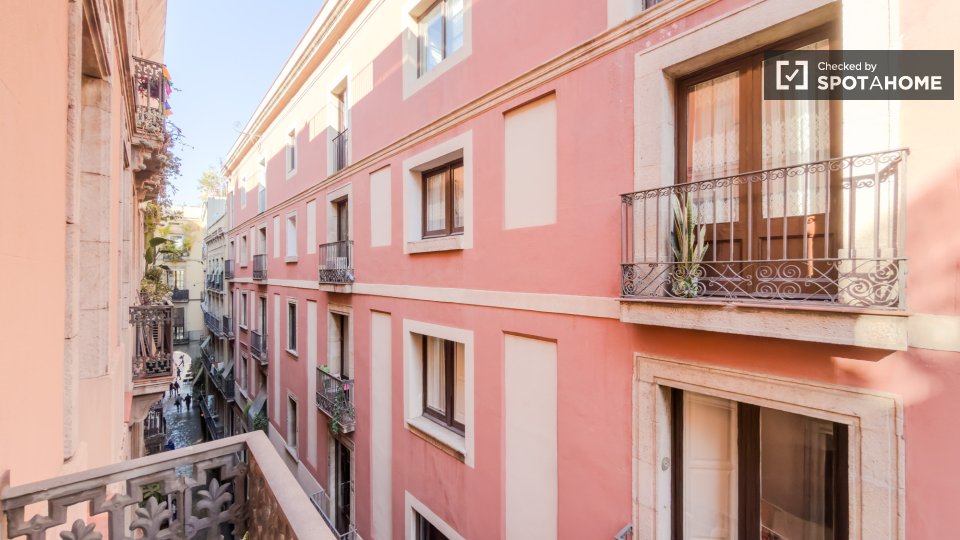 Apartment Barcelona, 1 bed, 92m² — photo 20