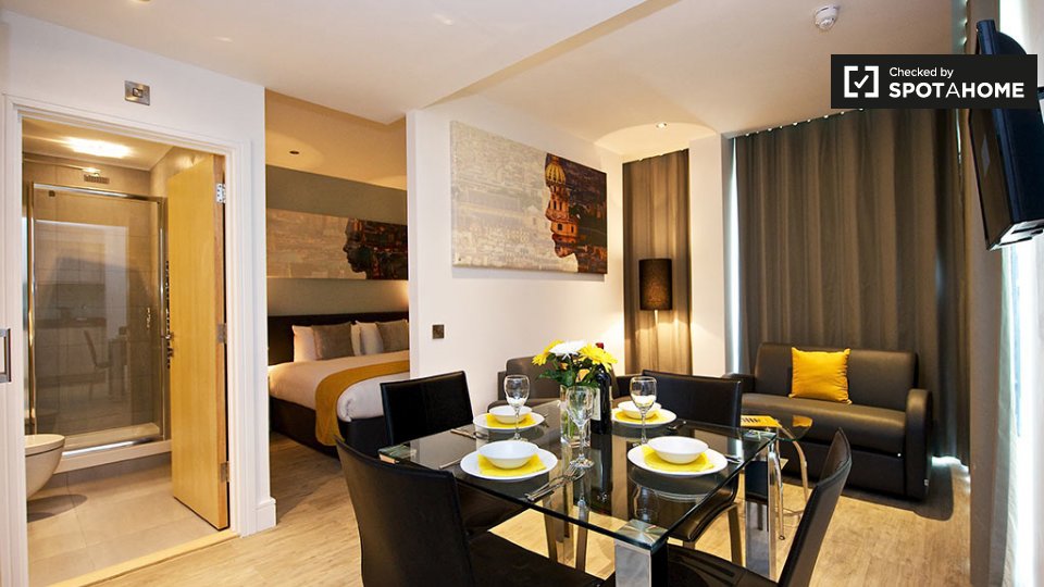 Apartment London, 1 bed — photo 1