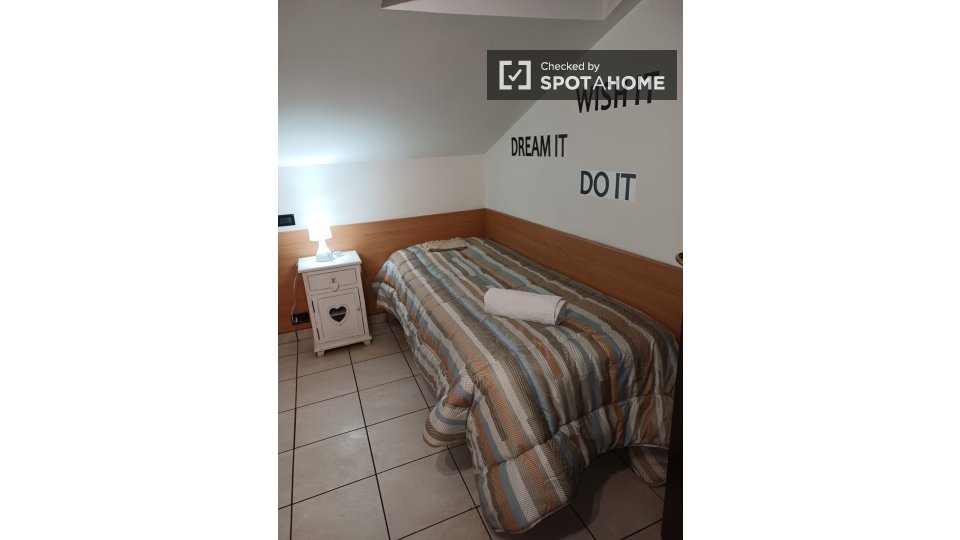 Double room Rome, 16 beds, 200m² — photo 38