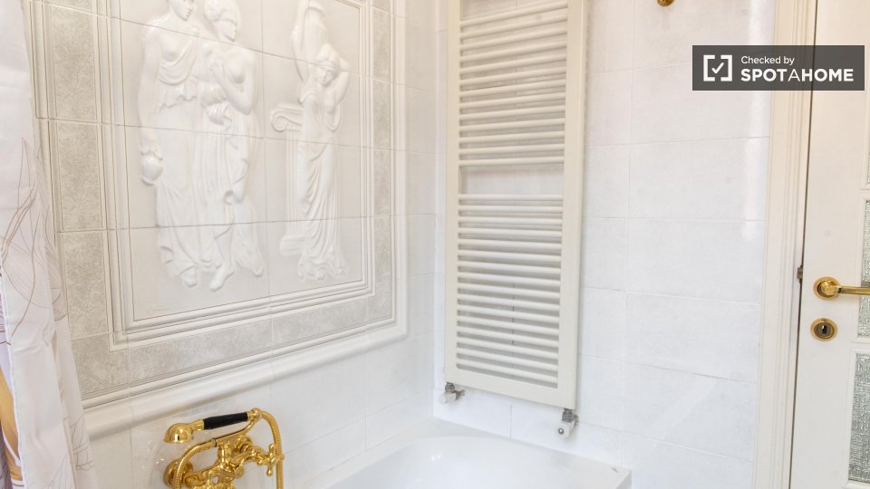 Apartment Rome, 1 bed — photo 8