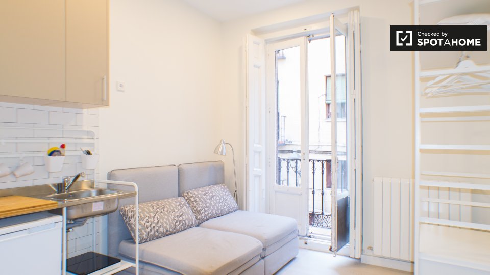 Apartment mono Madrid, 23m² — photo 1