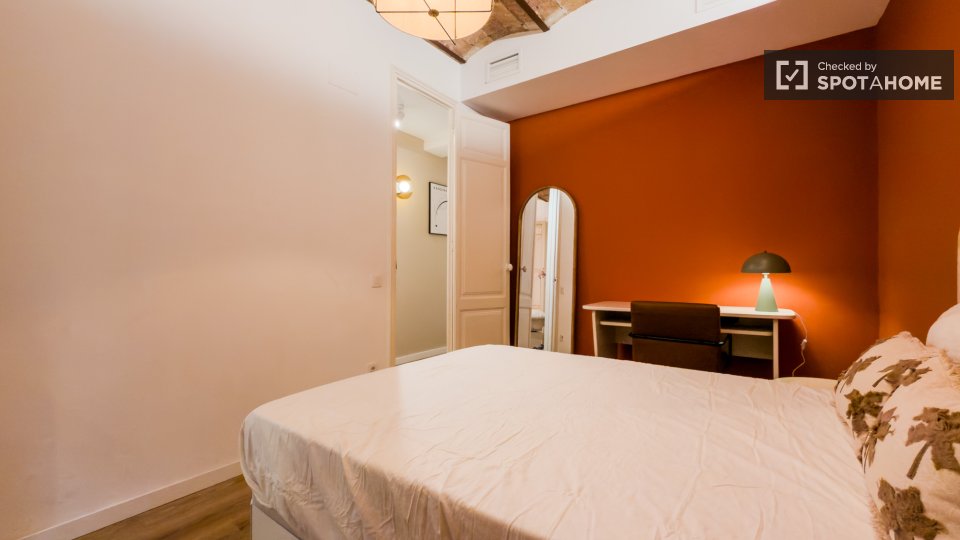 Double room Barcelona, 4 beds — photo 2