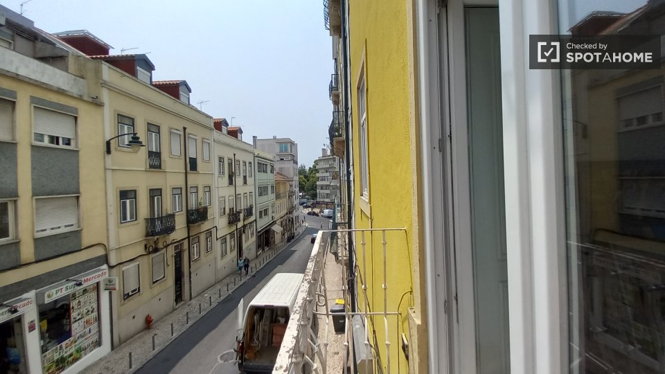 Apartment Lisbon, 3 beds, 220m² — photo 13