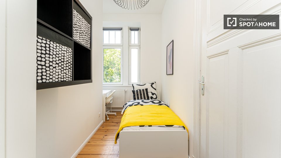 Double room Berlin, 8 beds, 141m² — photo 7