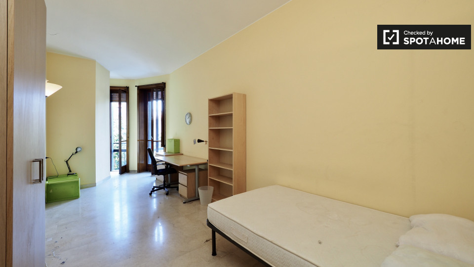 Double room Milan, 5 beds — photo 1
