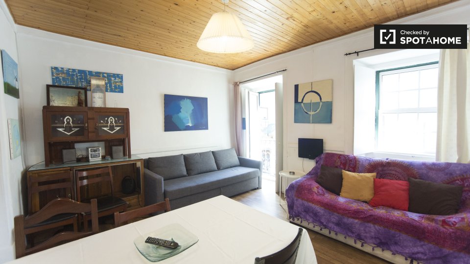 Apartment Lisbon, 5 beds, 94m² — photo 19