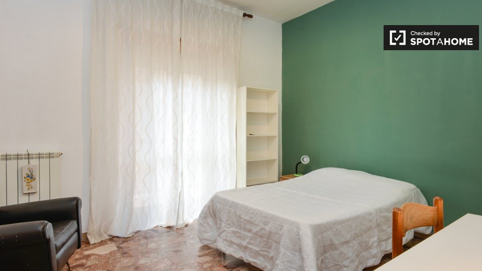 Double room Rome, 5 beds — photo 1