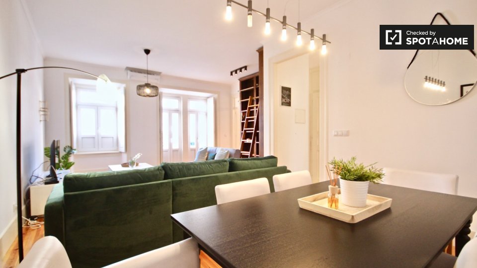 Apartment Lisbon, 2 beds, 75m² — photo 10